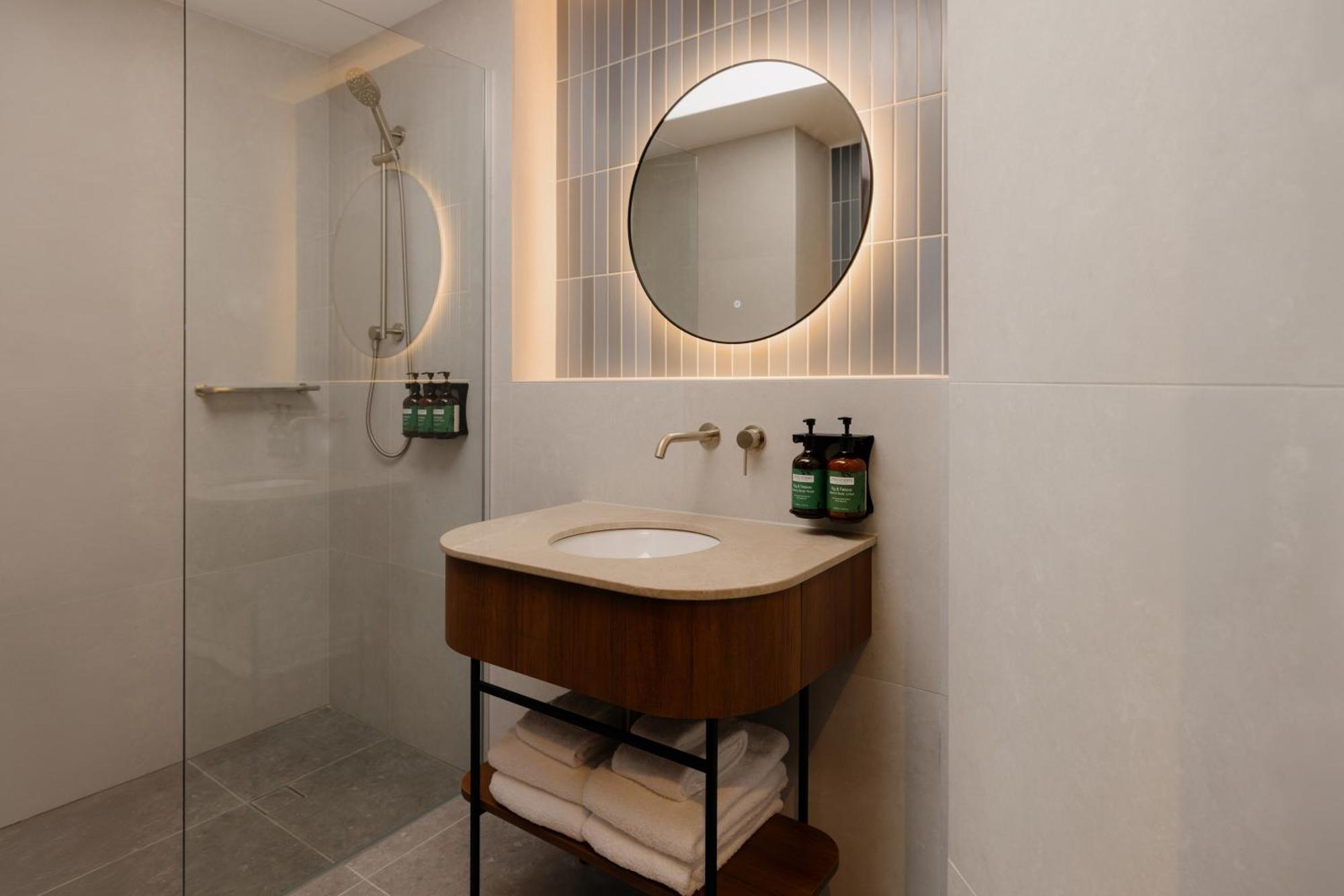Crowne Plaza Adelaide Mawson Lakes By Ihg المظهر الخارجي الصورة